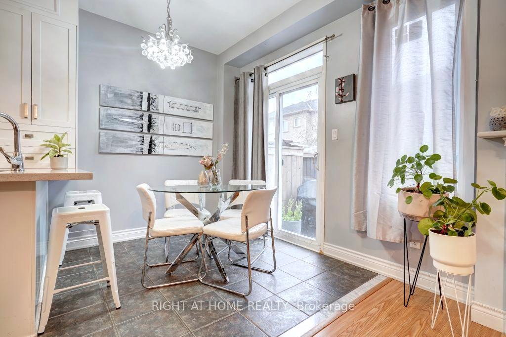 Photo 9 of 111 Wildberry Crescent, Vaughan, Vellore Village — HOMEH