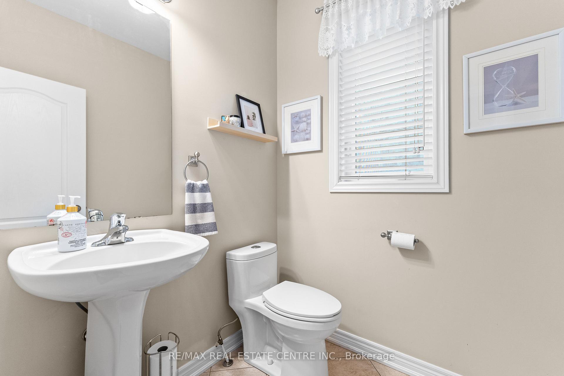 Photo 23 of 4 Junetown Circle, Brampton, Credit Valley — HOMEH