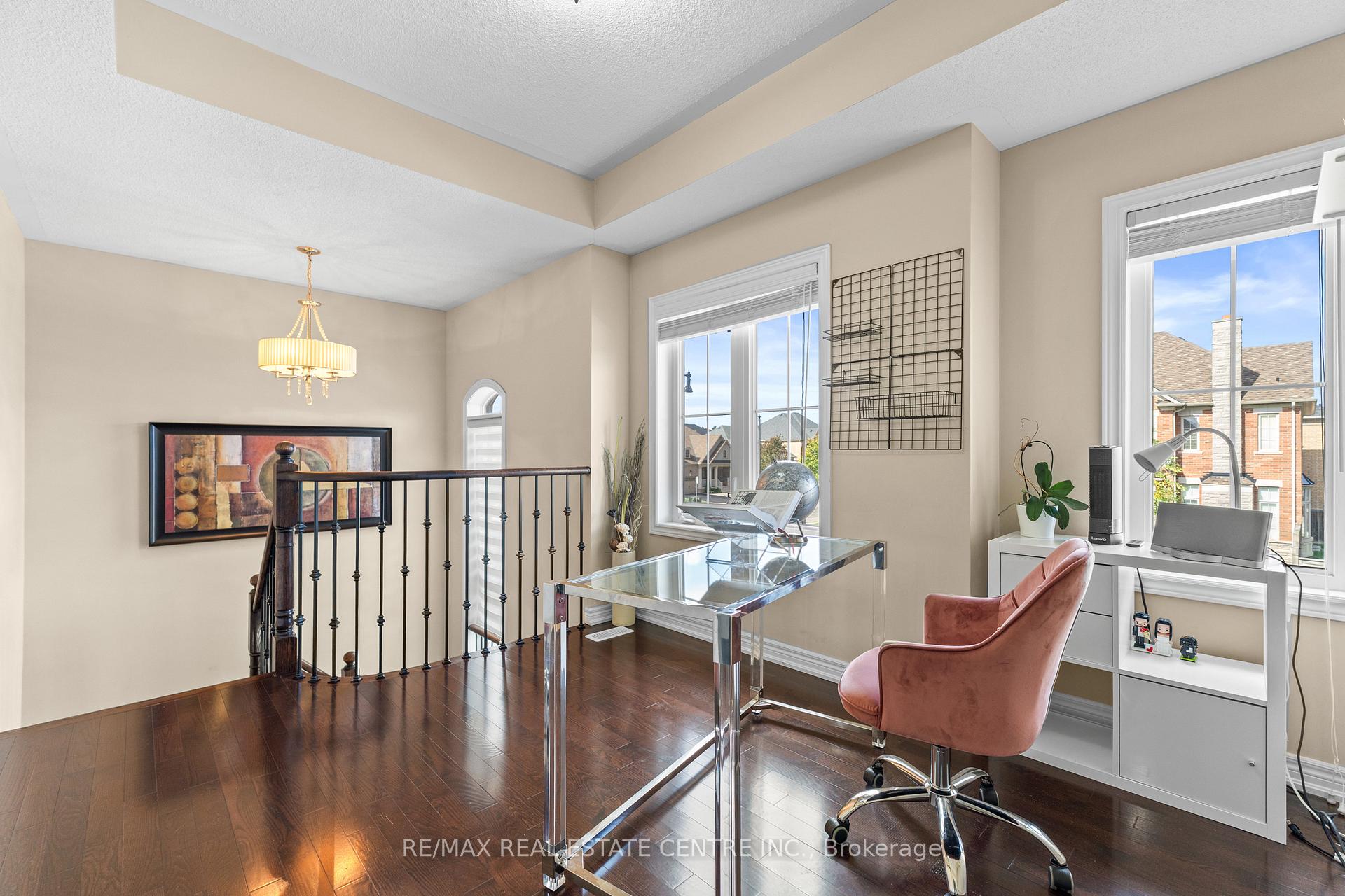 Photo 25 of 4 Junetown Circle, Brampton, Credit Valley — HOMEH