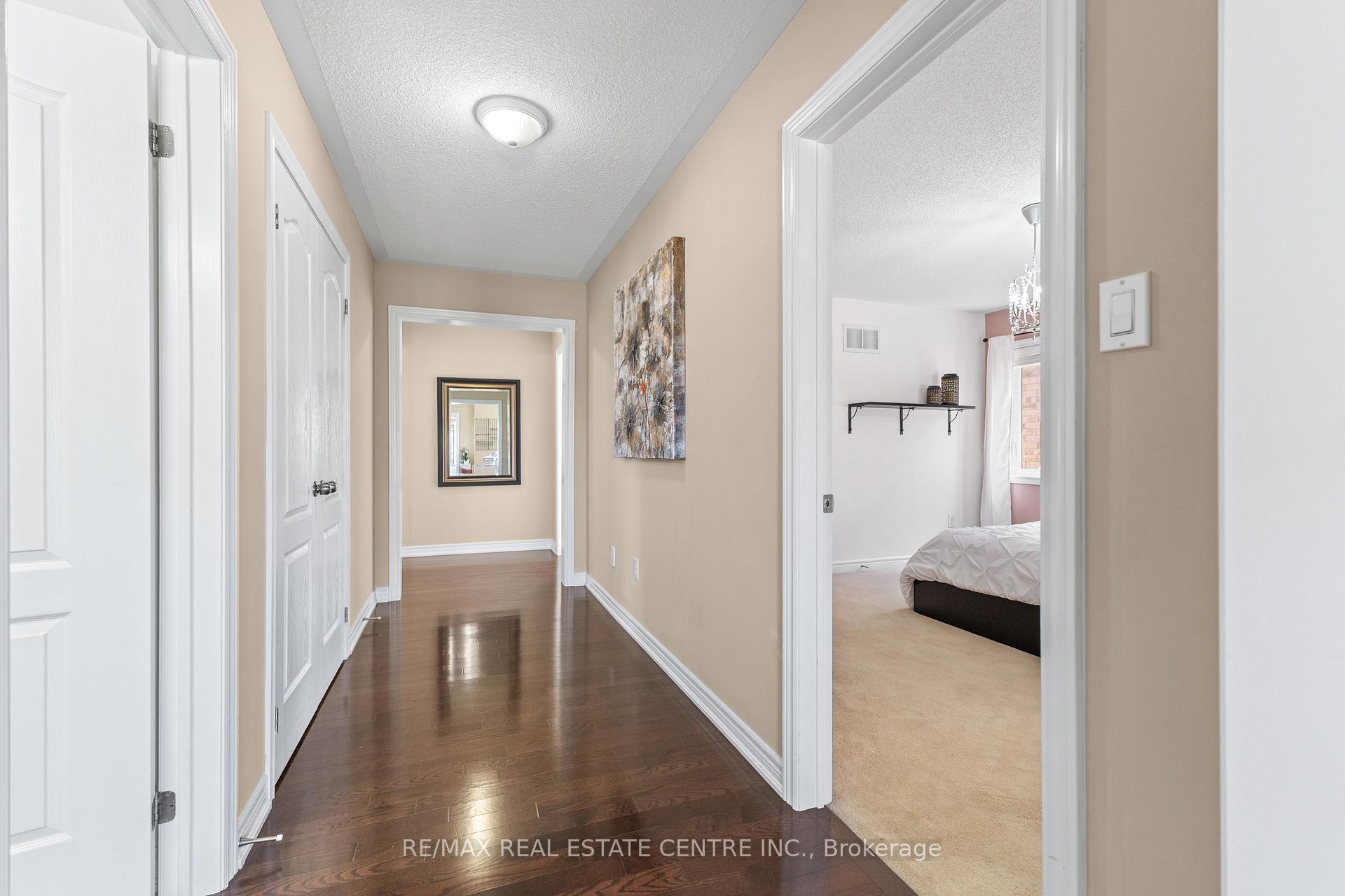 Photo 26 of 4 Junetown Circle, Brampton, Credit Valley — HOMEH