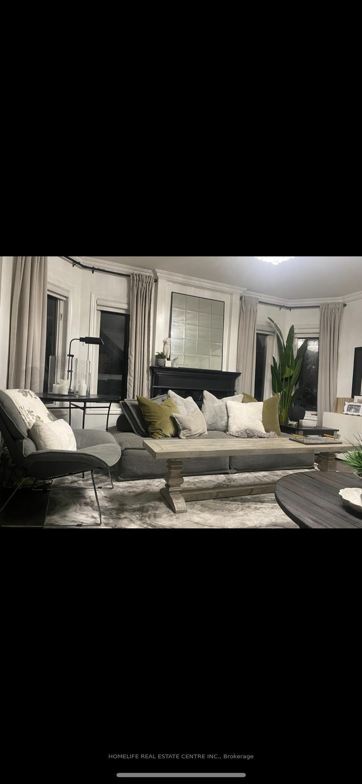 Photo 6 of 38 Dunvegan Crescent, Brampton, Fletcher's Meadow — HOMEH