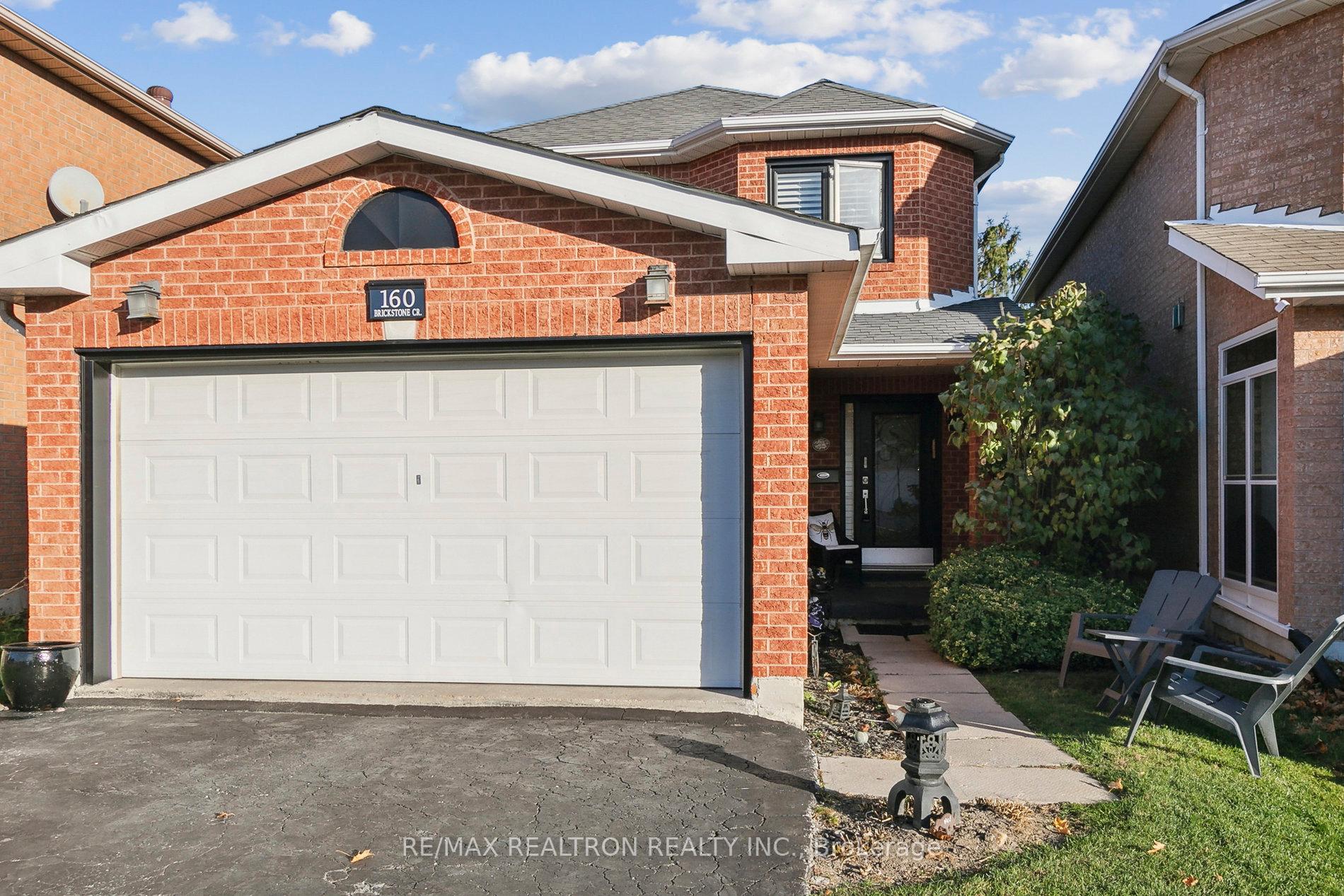 Photo 2 of 160 Brickstone Circle, Vaughan, Brownridge — HOMEH