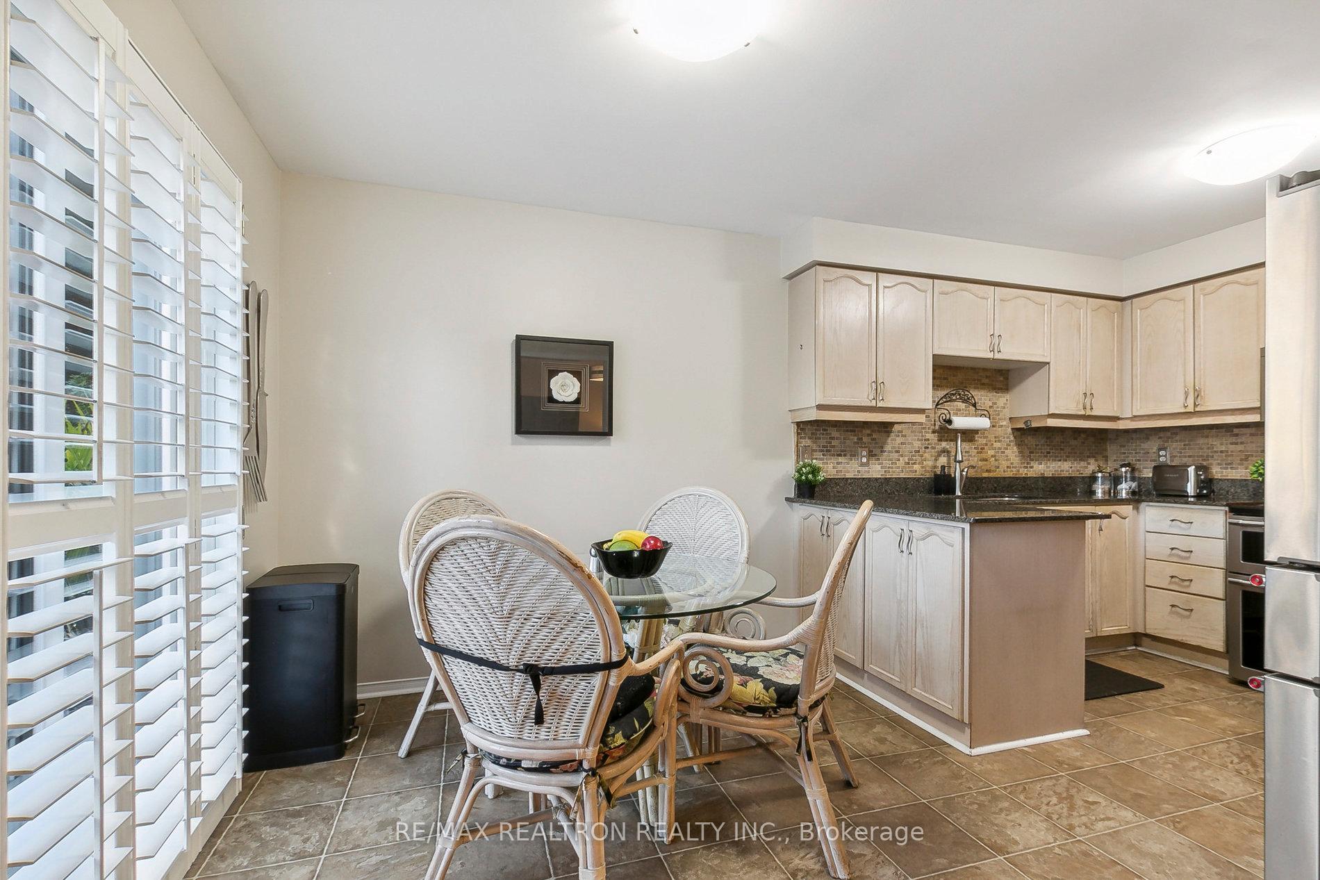 Photo 25 of 160 Brickstone Circle, Vaughan, Brownridge — HOMEH
