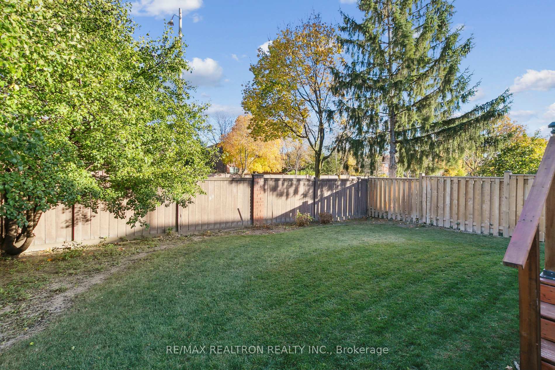 Photo 38 of 160 Brickstone Circle, Vaughan, Brownridge — HOMEH