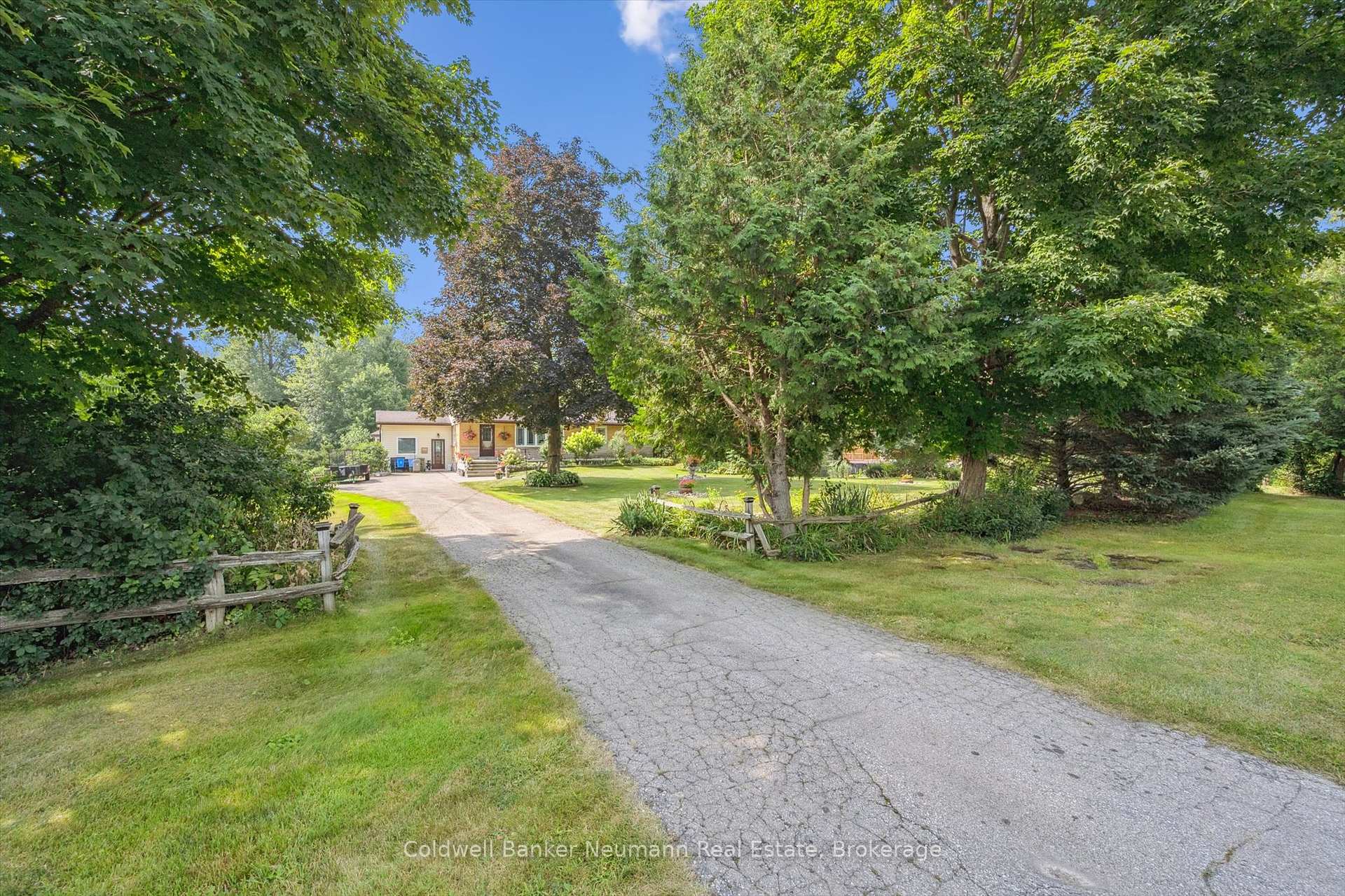 Photo 2 of 1918 Regional 97 Road, Hamilton, Rural Flamborough — HOMEH