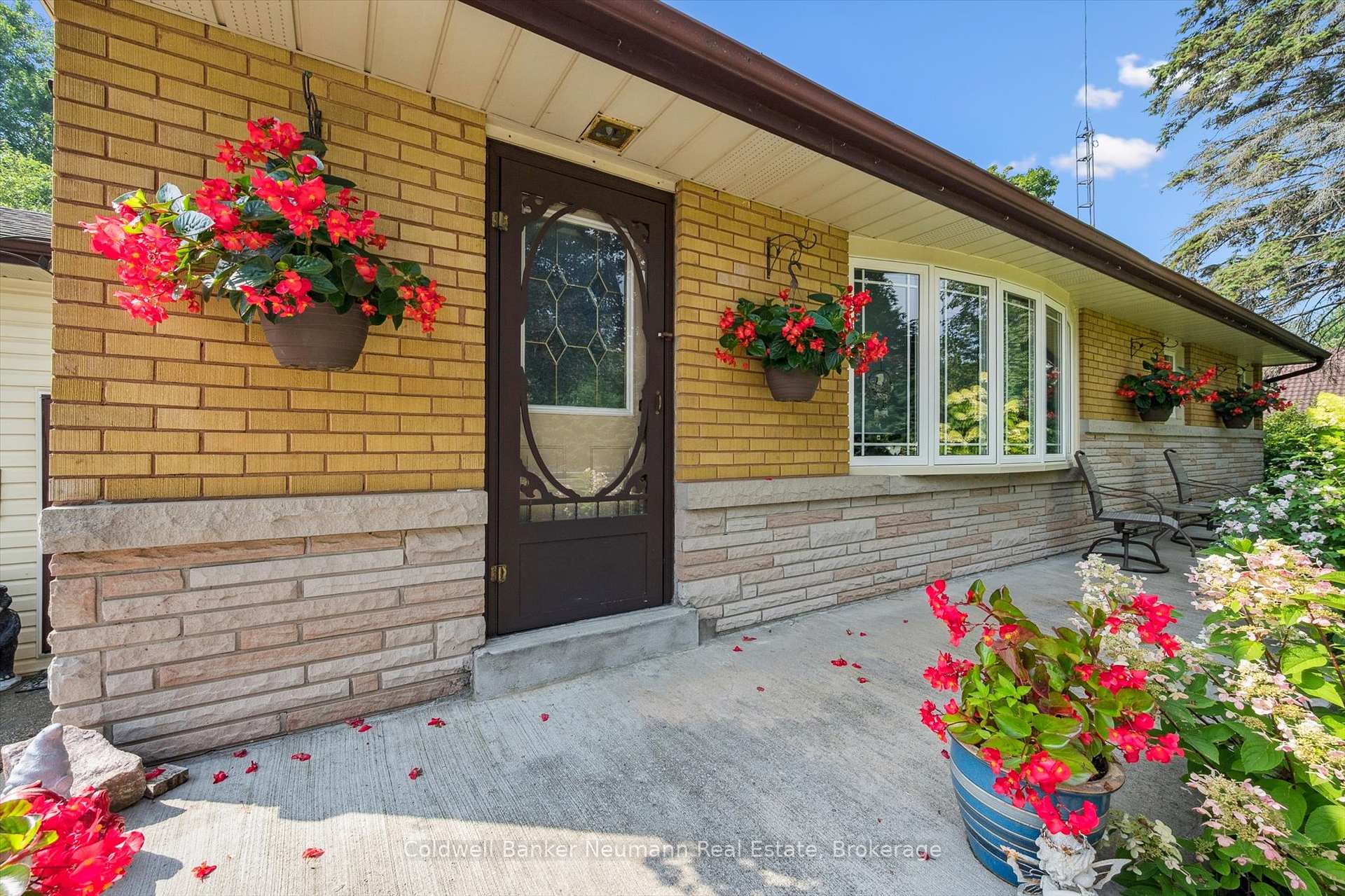 Photo 7 of 1918 Regional 97 Road, Hamilton, Rural Flamborough — HOMEH