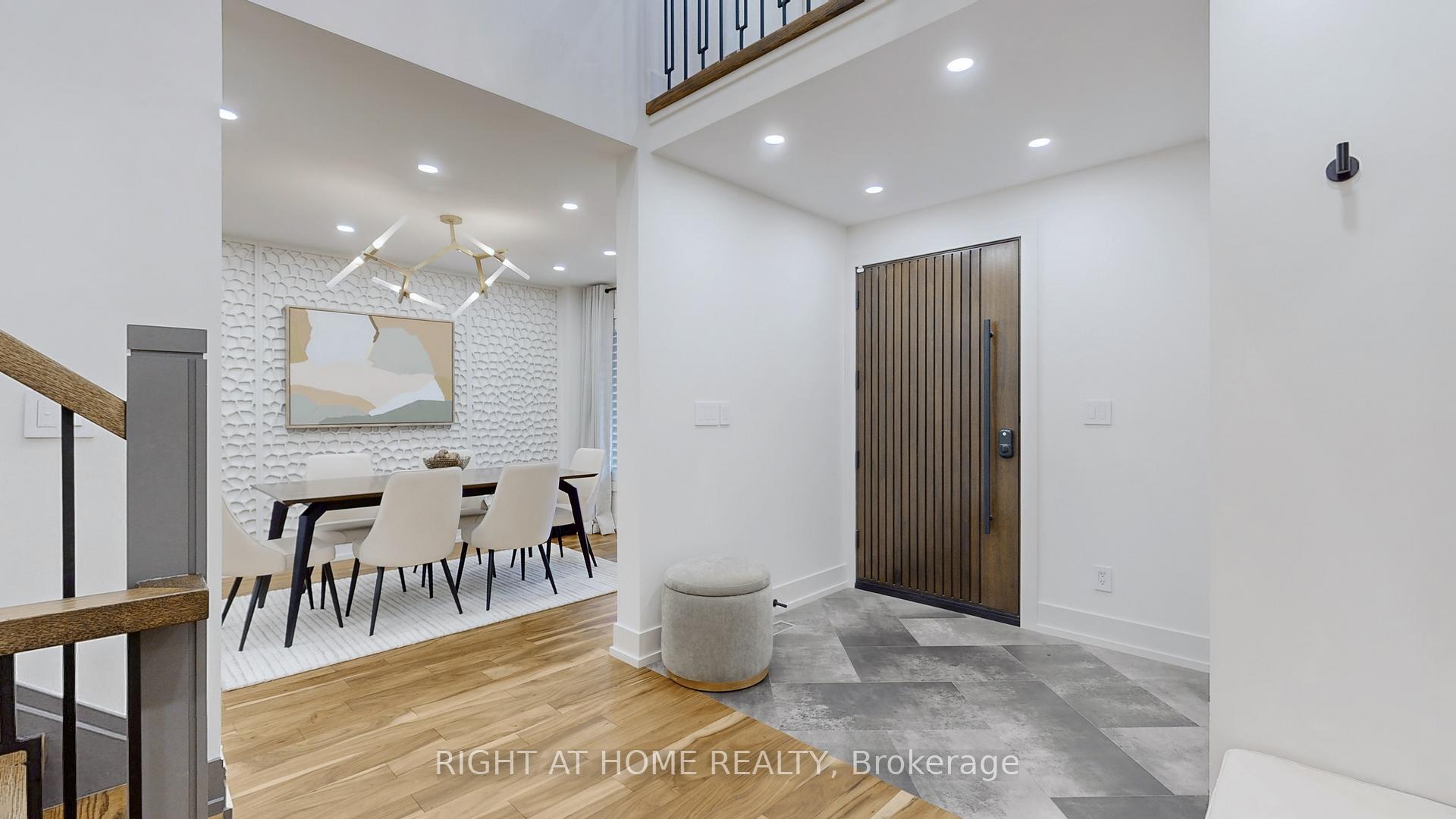 Photo 5 of 79 Trevor Street, Vaughan, East Woodbridge — HOMEH