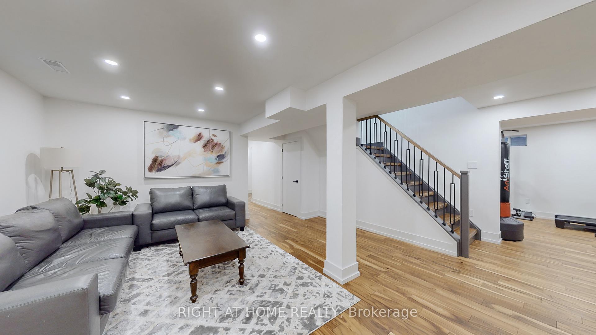 Photo 26 of 79 Trevor Street, Vaughan, East Woodbridge — HOMEH