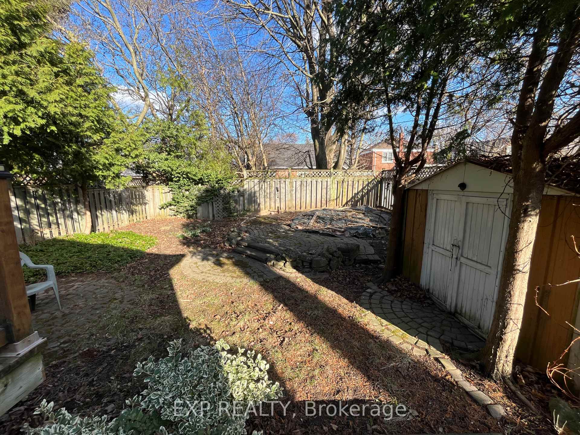 Photo 17 of 125 Haddon Avenue S, Hamilton, Ainslie Wood — HOMEH
