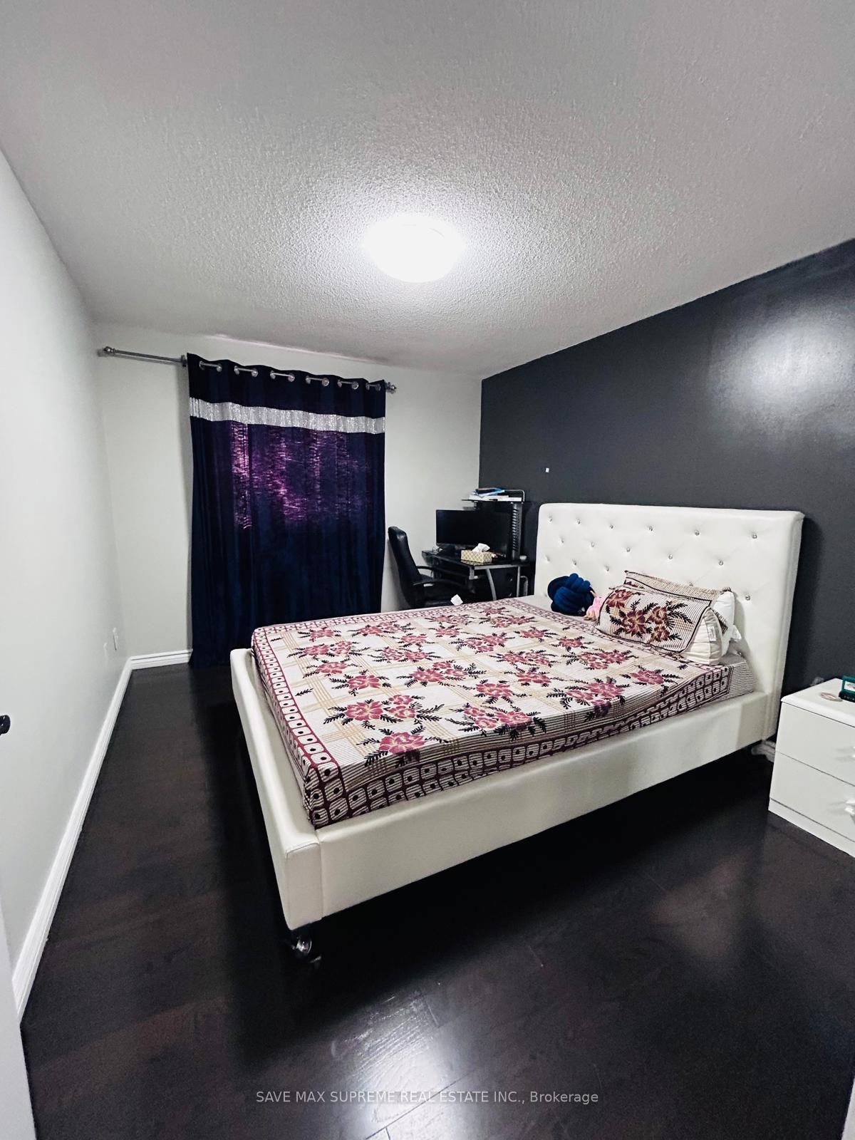 Photo 5 of 18 Bach Blvd, Brampton, Brampton South — HOMEH