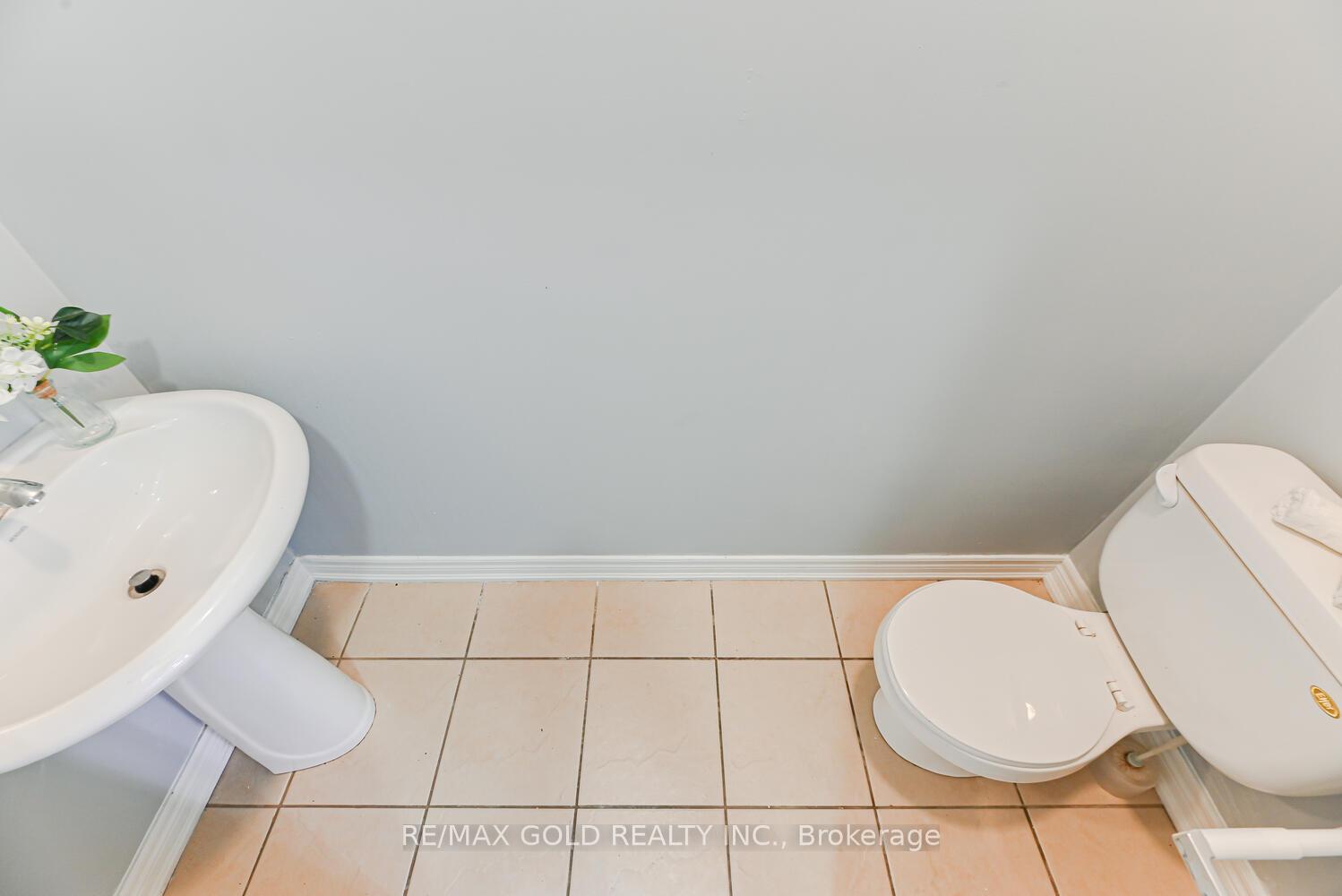 Photo 16 of 420 Sunny Meadow Boulevard, Brampton, Sandringham-Wellington — HOMEH