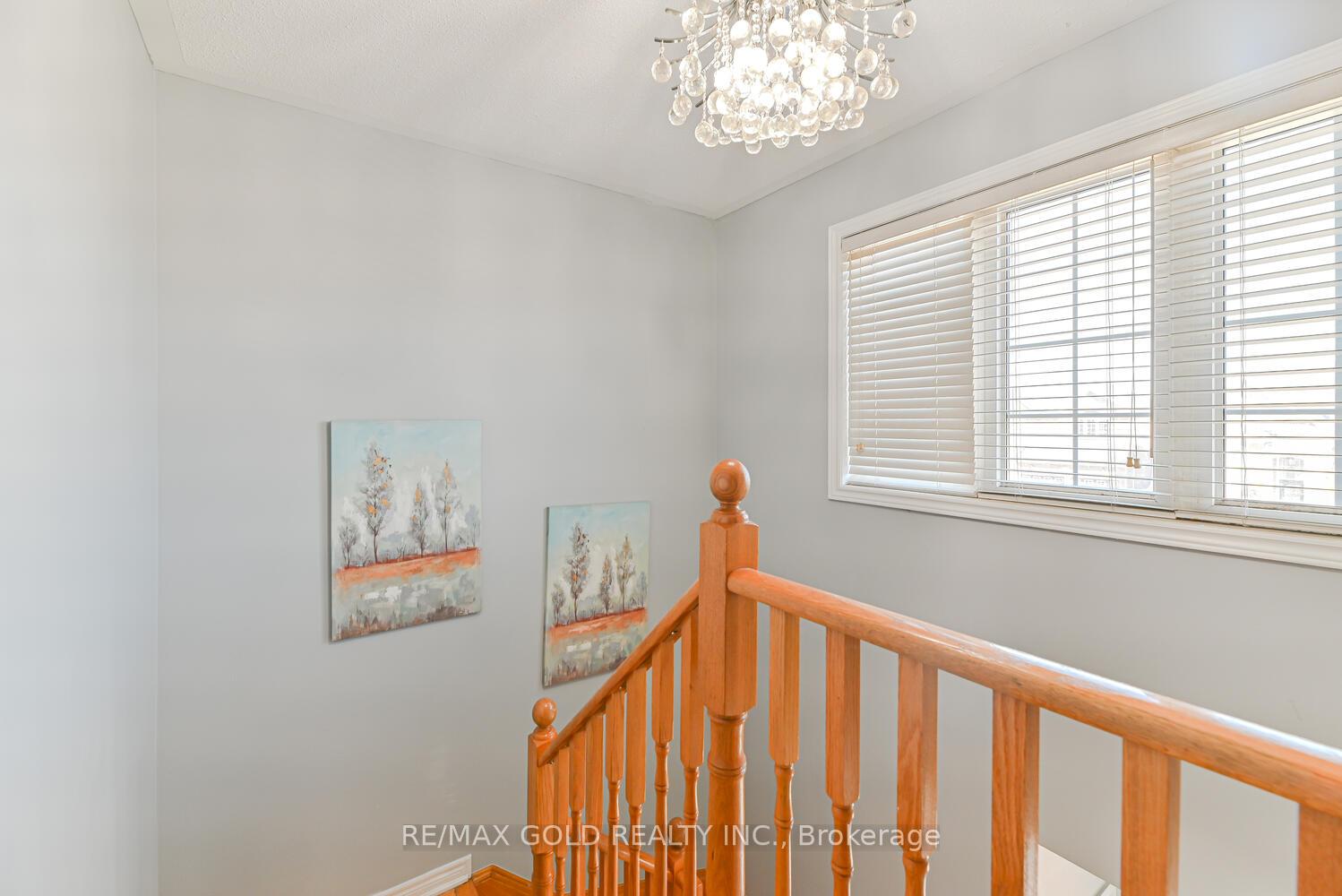 Photo 19 of 420 Sunny Meadow Boulevard, Brampton, Sandringham-Wellington — HOMEH