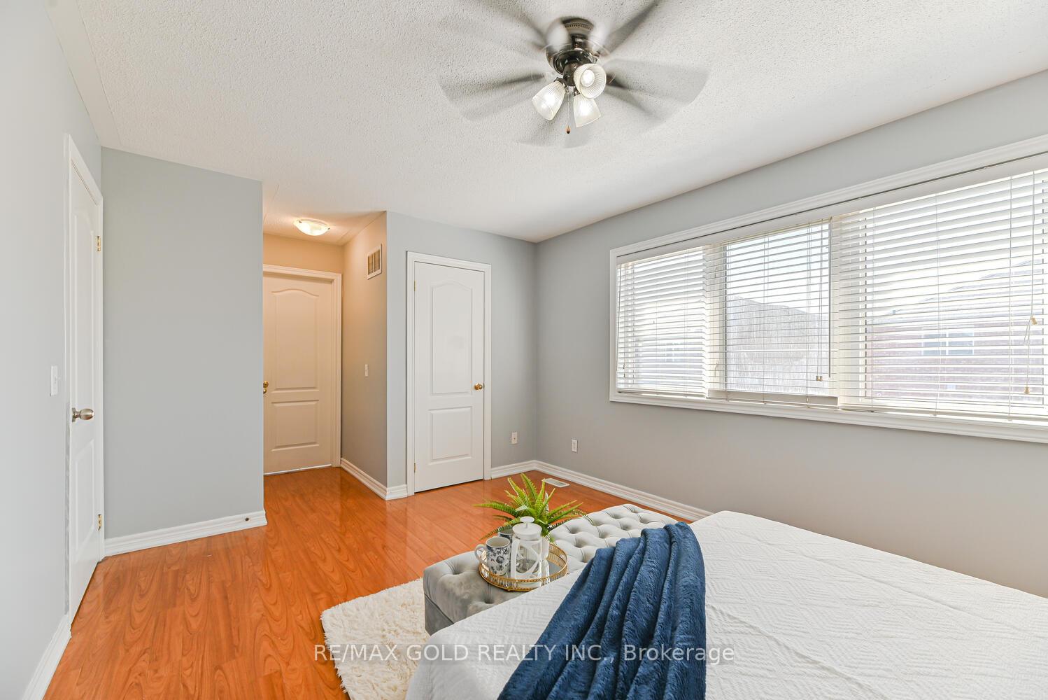 Photo 21 of 420 Sunny Meadow Boulevard, Brampton, Sandringham-Wellington — HOMEH