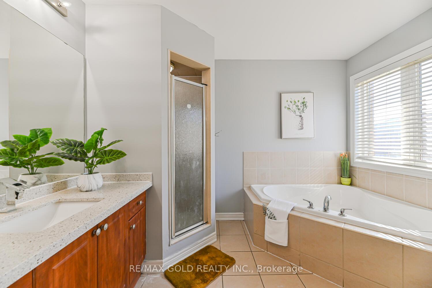 Photo 22 of 420 Sunny Meadow Boulevard, Brampton, Sandringham-Wellington — HOMEH