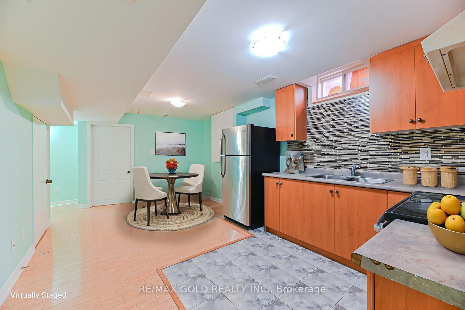 Photo 30 of 420 Sunny Meadow Boulevard, Brampton, Sandringham-Wellington — HOMEH
