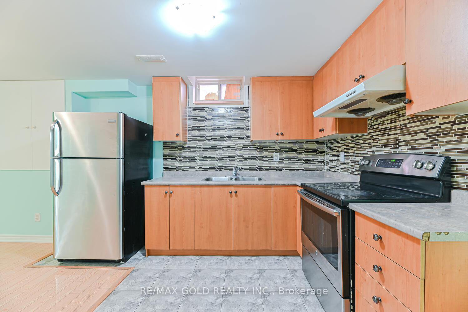 Photo 31 of 420 Sunny Meadow Boulevard, Brampton, Sandringham-Wellington — HOMEH