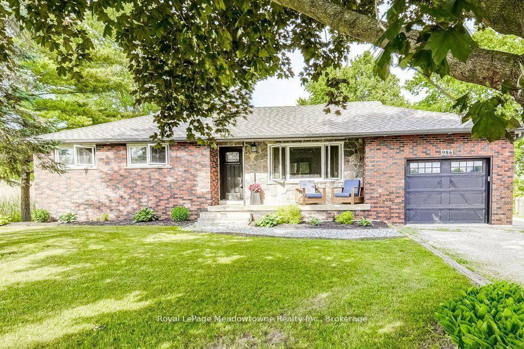 Front of 986 Westover Road
