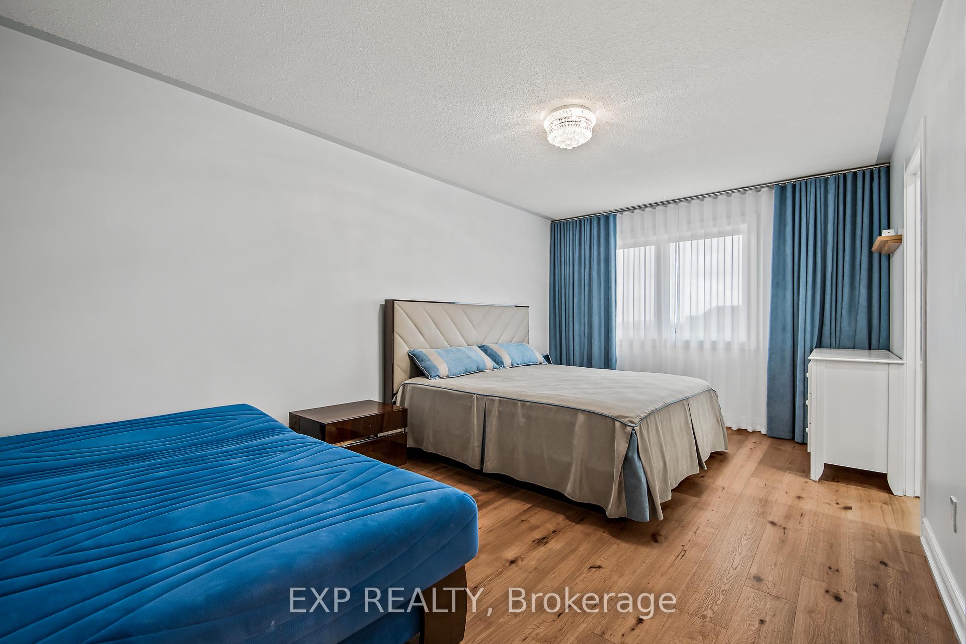 Photo 20 of 29 Rustwood Road, Vaughan, Patterson — HOMEH