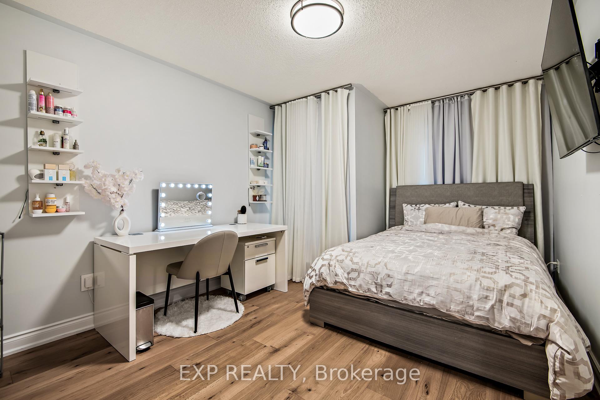 Photo 25 of 29 Rustwood Road, Vaughan, Patterson — HOMEH