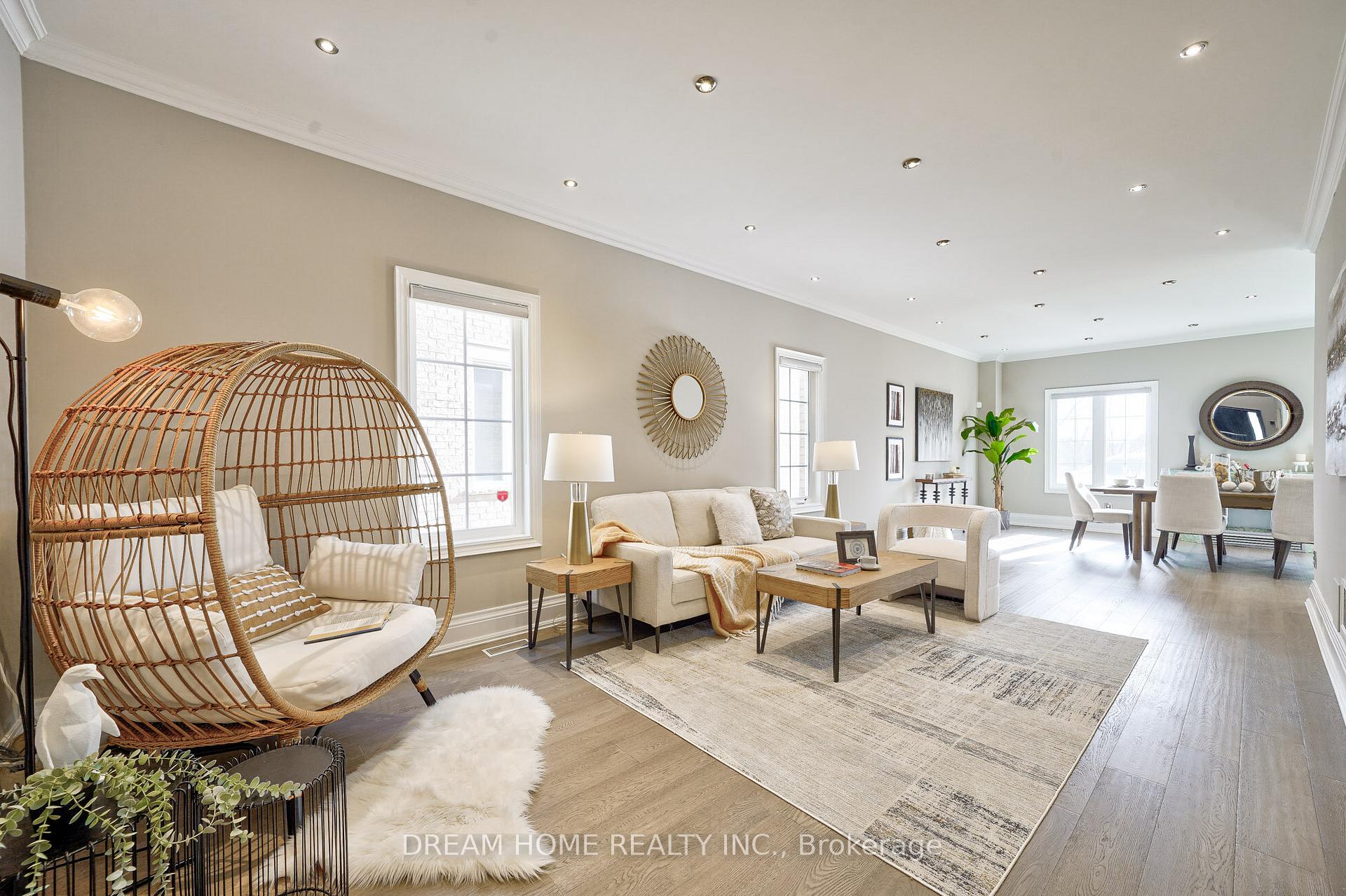 Photo 10 of 95 Rivermill Crescent, Vaughan, Patterson — HOMEH