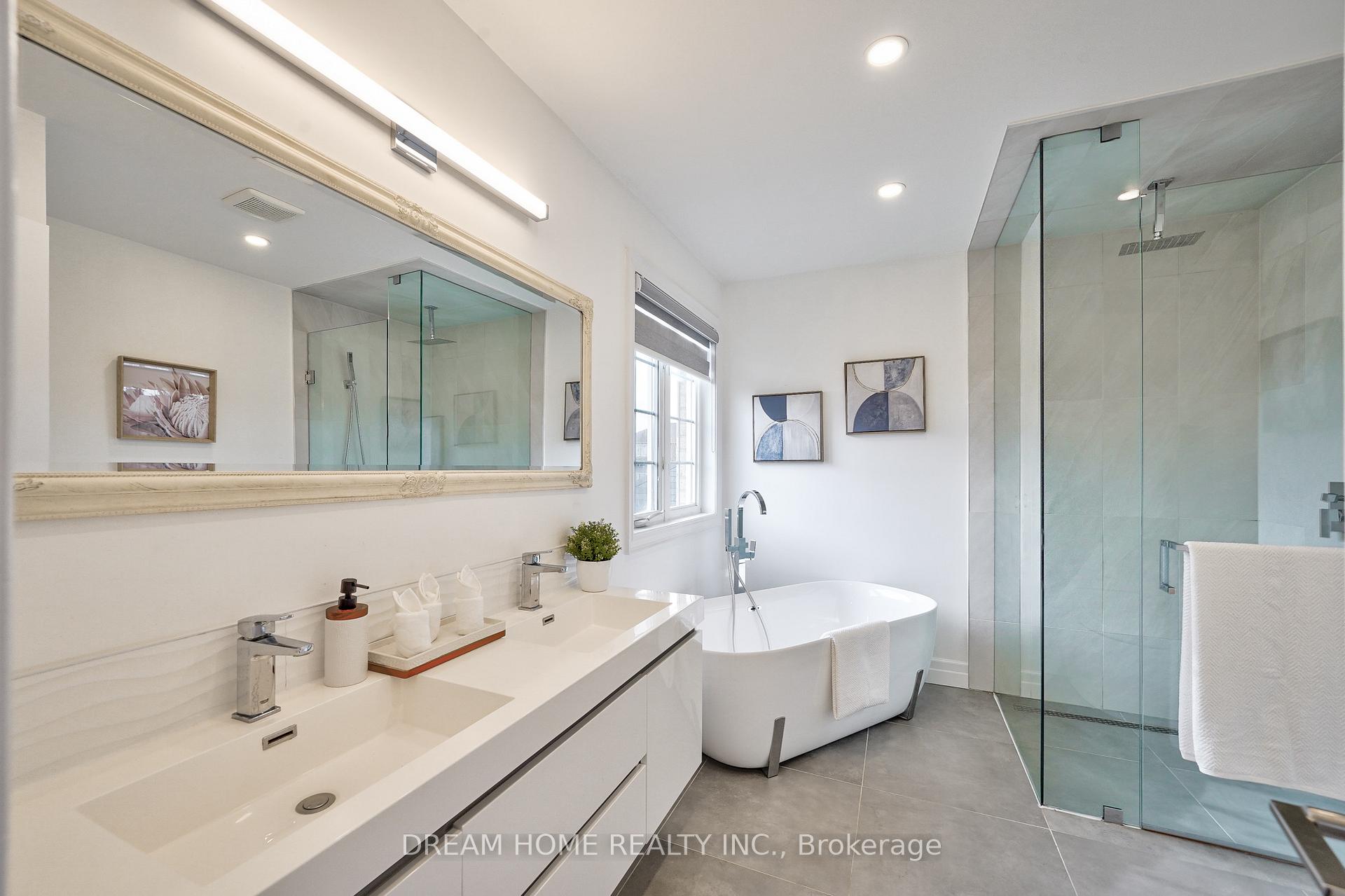 Photo 20 of 95 Rivermill Crescent, Vaughan, Patterson — HOMEH