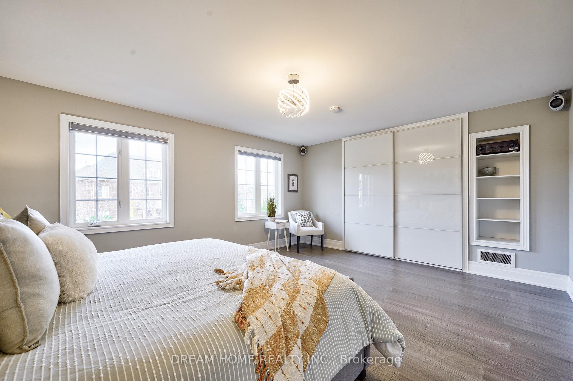 Photo 26 of 95 Rivermill Crescent, Vaughan, Patterson — HOMEH