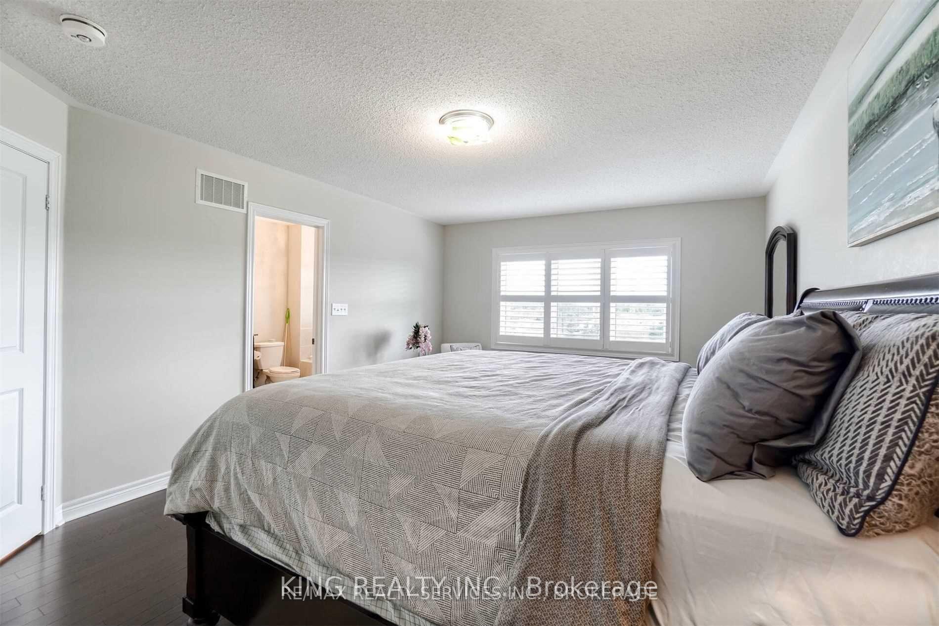 Photo 6 of 73 Fann Drive, Brampton, Northwest Brampton — HOMEH