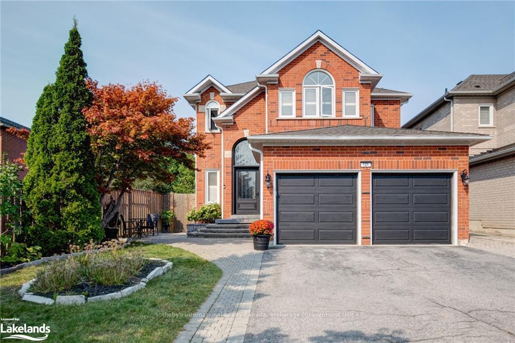 Front of 121 Kirkbride Crescent