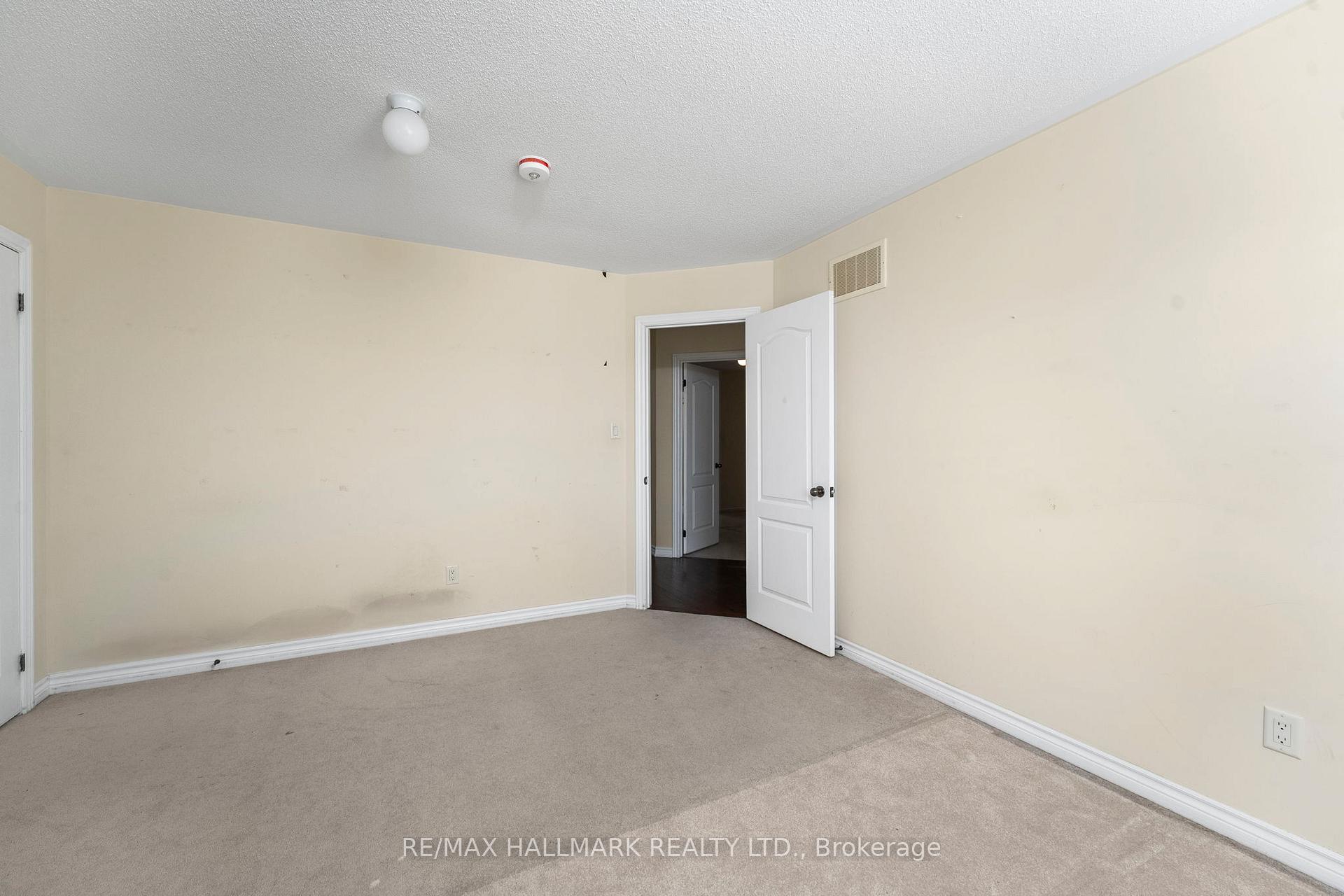Photo 17 of 18 Morrow Bay Drive, Brampton, Bram East — HOMEH