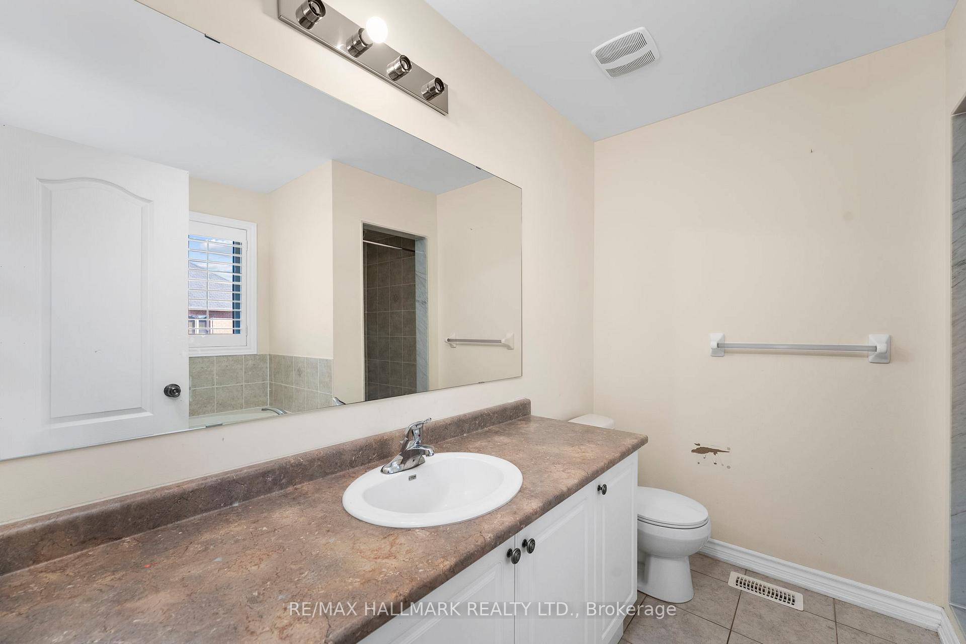 Photo 21 of 18 Morrow Bay Drive, Brampton, Bram East — HOMEH