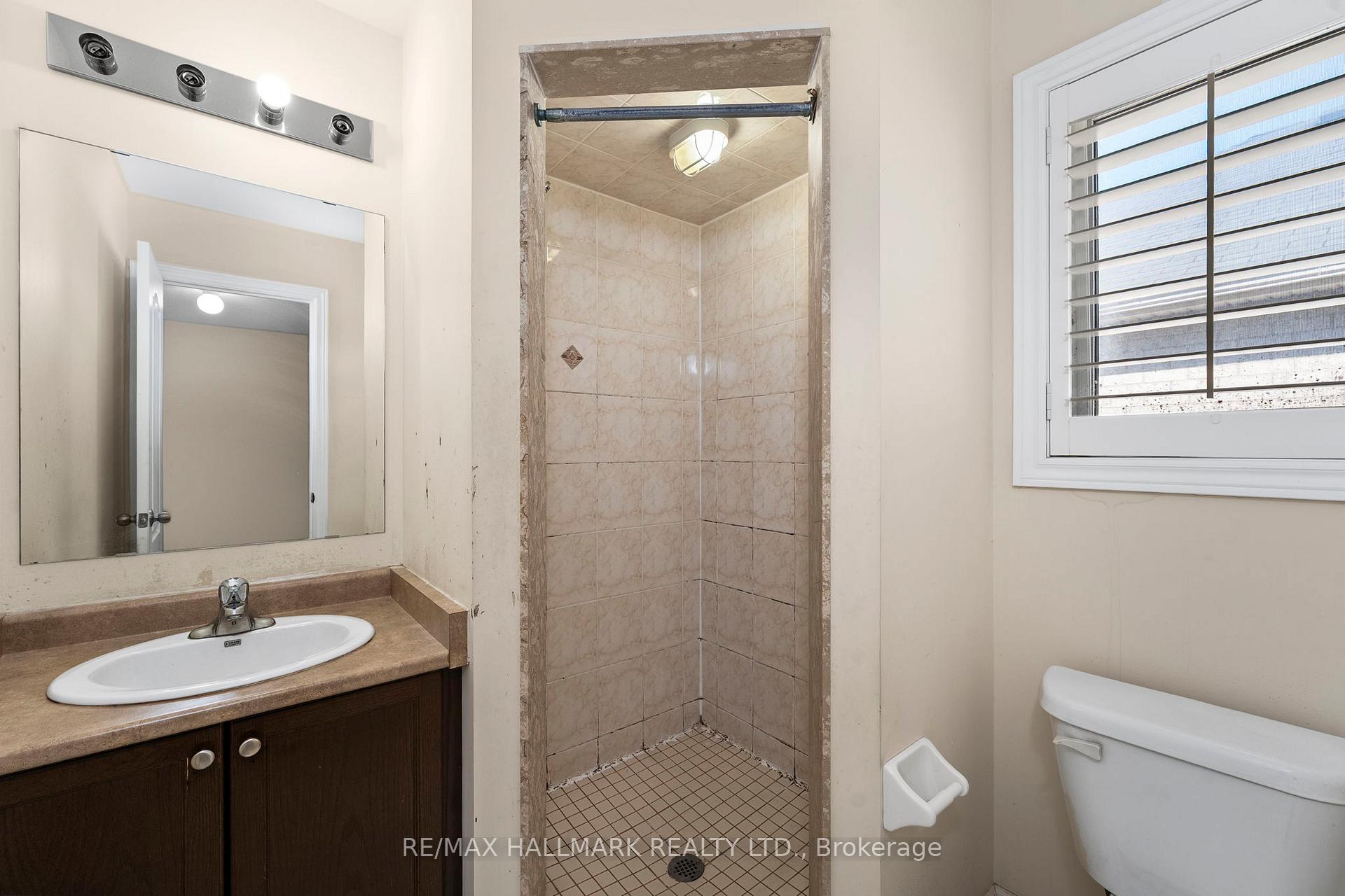 Photo 26 of 18 Morrow Bay Drive, Brampton, Bram East — HOMEH