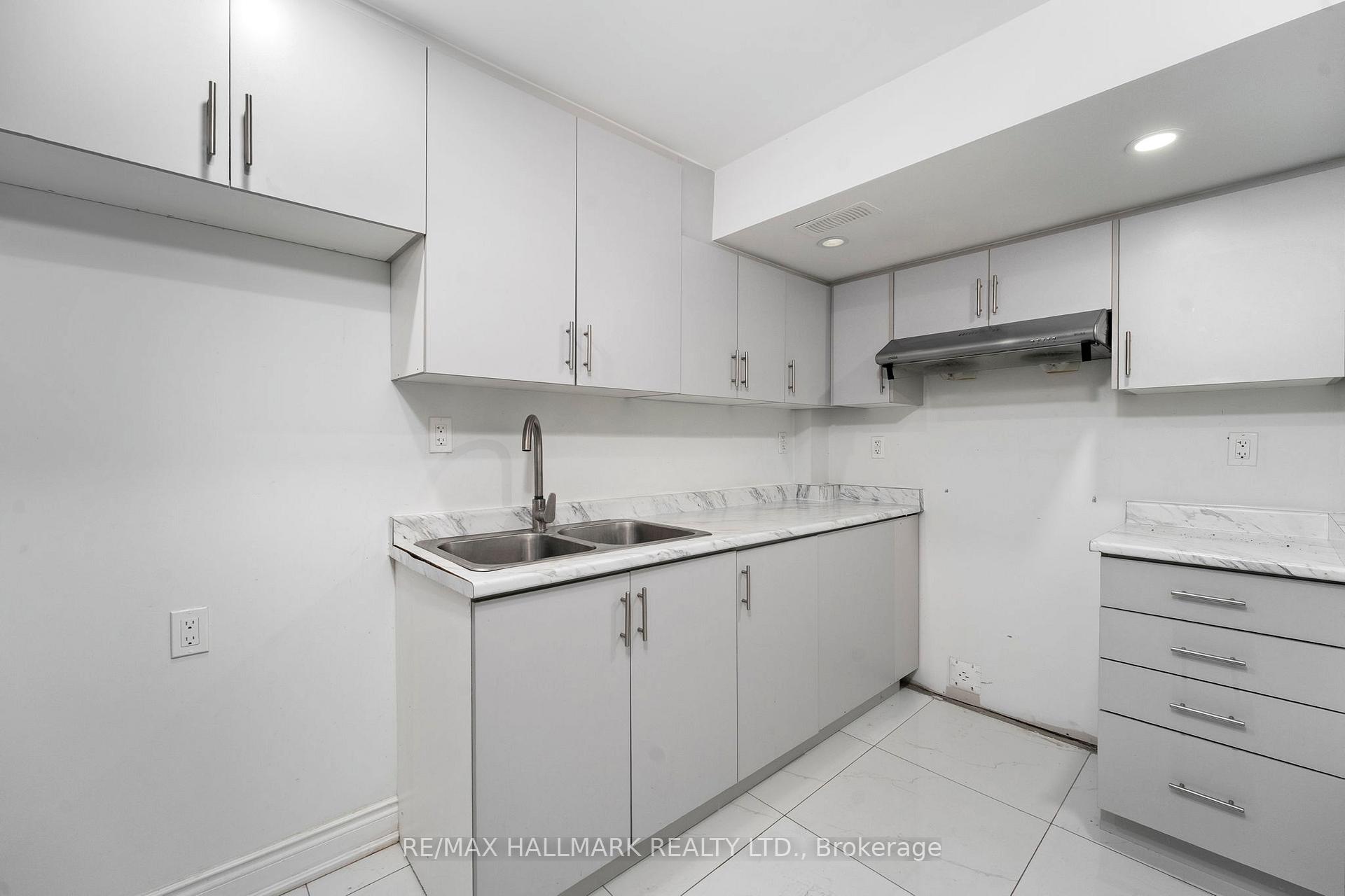 Photo 28 of 18 Morrow Bay Drive, Brampton, Bram East — HOMEH
