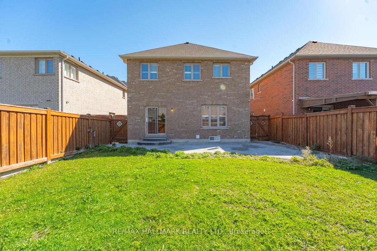 Photo 43 of 18 Morrow Bay Drive, Brampton, Bram East — HOMEH