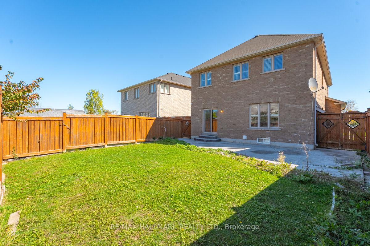 Photo 44 of 18 Morrow Bay Drive, Brampton, Bram East — HOMEH