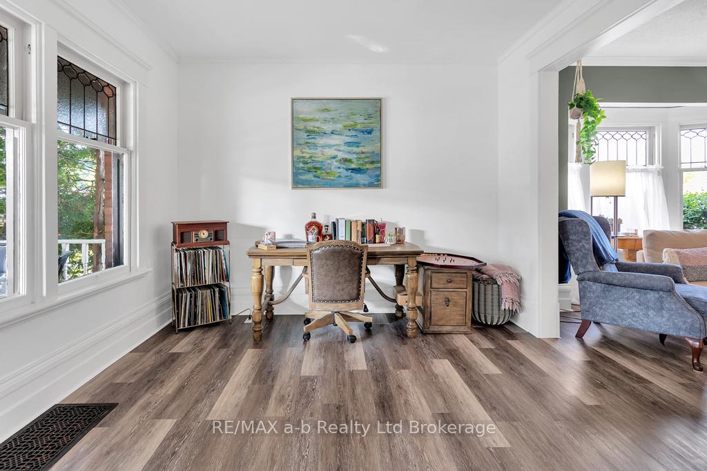 Photo 5 of 115 Winniett Street, Brant, Brantford Twp — HOMEH