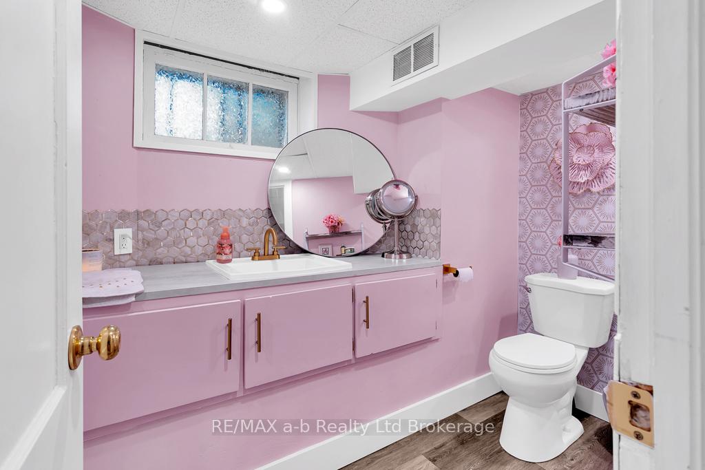 Photo 22 of 115 Winniett Street, Brant, Brantford Twp — HOMEH