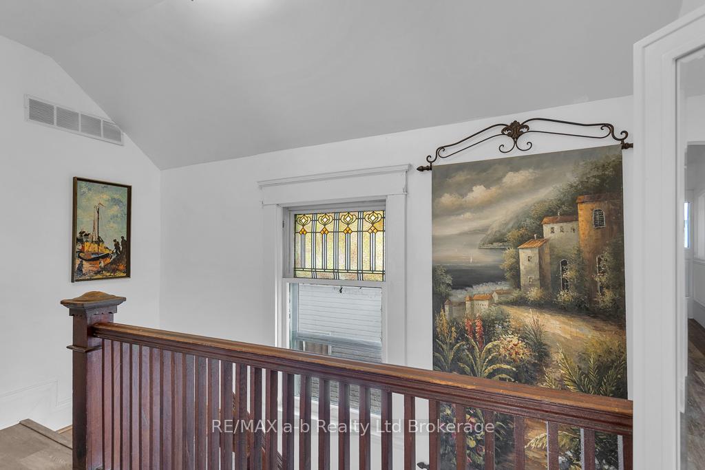 Photo 17 of 115 Winniett Street, Brant, Brantford Twp — HOMEH