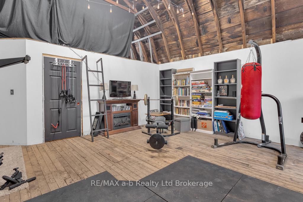 Photo 38 of 115 Winniett Street, Brant, Brantford Twp — HOMEH