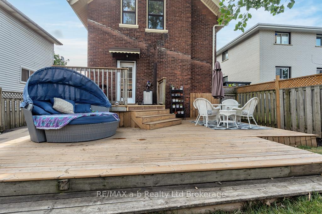 Photo 34 of 115 Winniett Street, Brant, Brantford Twp — HOMEH