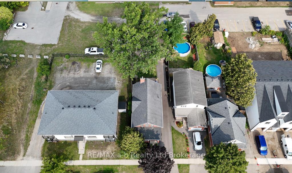 Photo 35 of 115 Winniett Street, Brant, Brantford Twp — HOMEH
