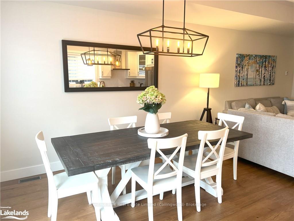 Photo 11 of 118 Black Willow Crescent, Blue Mountains — HOMEH