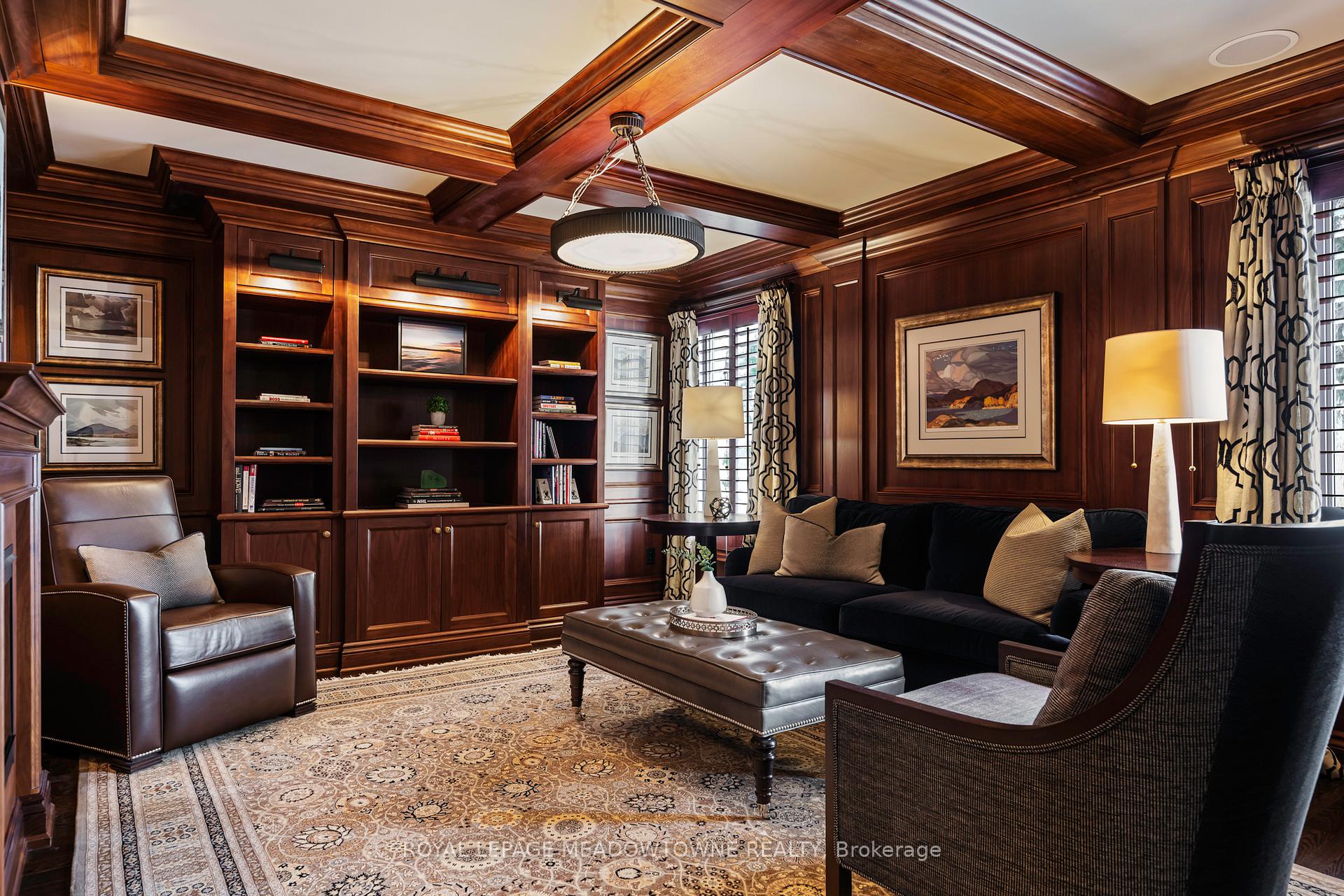 Photo 8 of 28 Pine Tree Crescent, Brampton, Brampton East — HOMEH