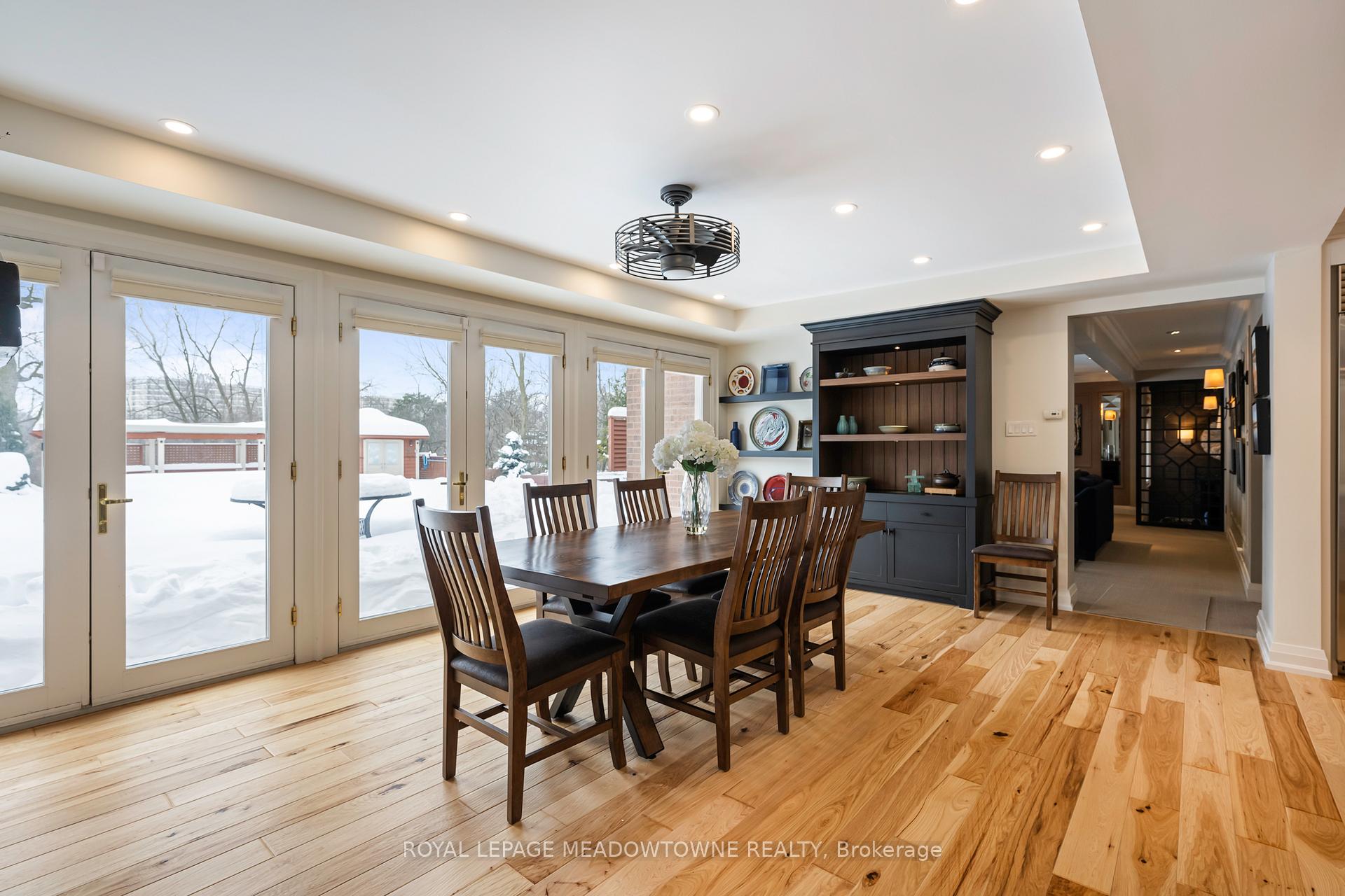 Photo 11 of 28 Pine Tree Crescent, Brampton, Brampton East — HOMEH