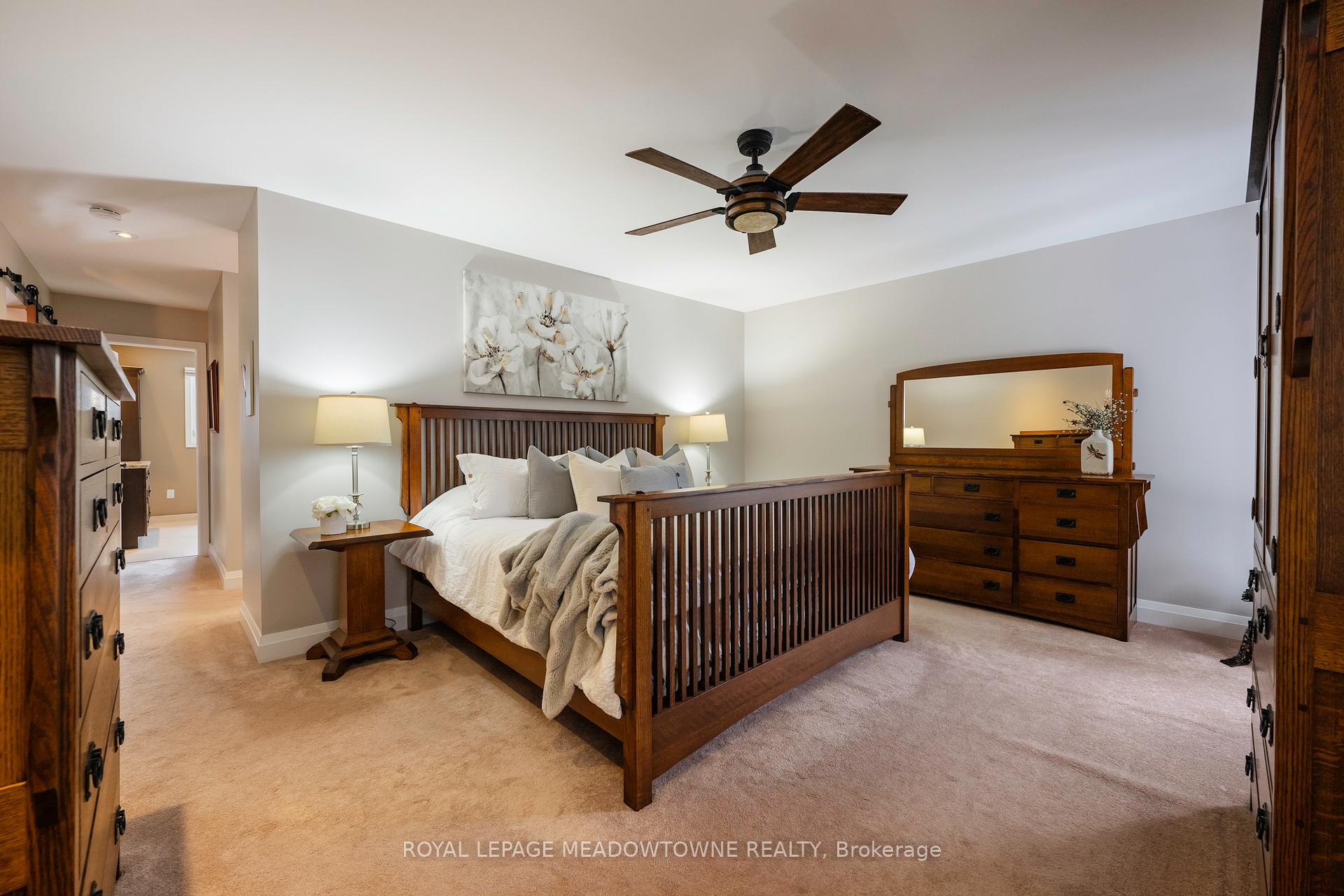 Photo 13 of 28 Pine Tree Crescent, Brampton, Brampton East — HOMEH
