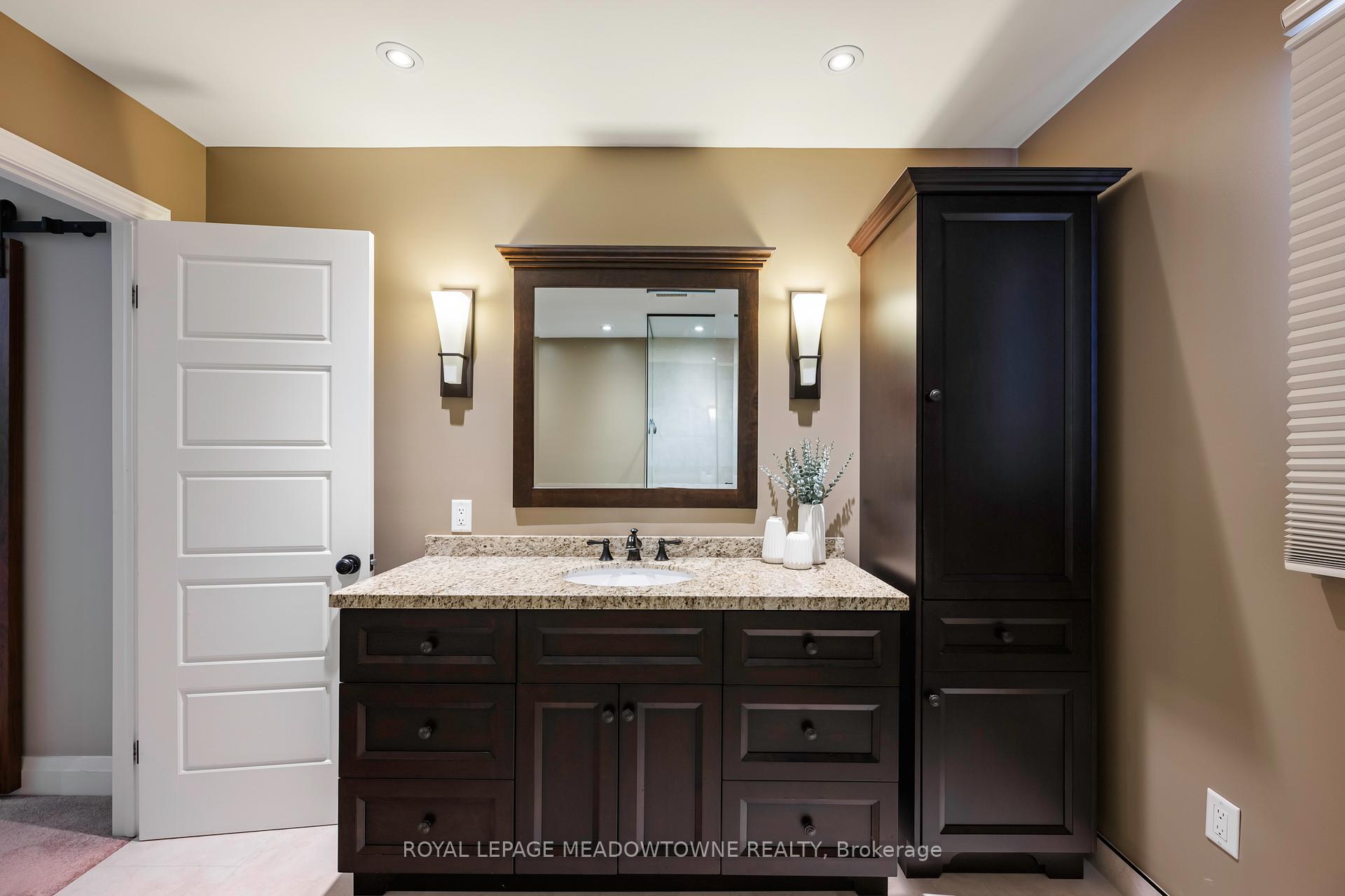 Photo 18 of 28 Pine Tree Crescent, Brampton, Brampton East — HOMEH