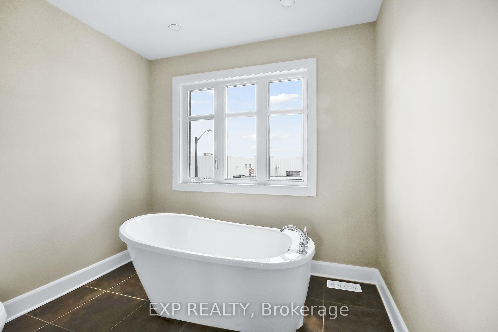 Photo 11 of 74 Eastwood Drive, Carleton Place — HOMEH