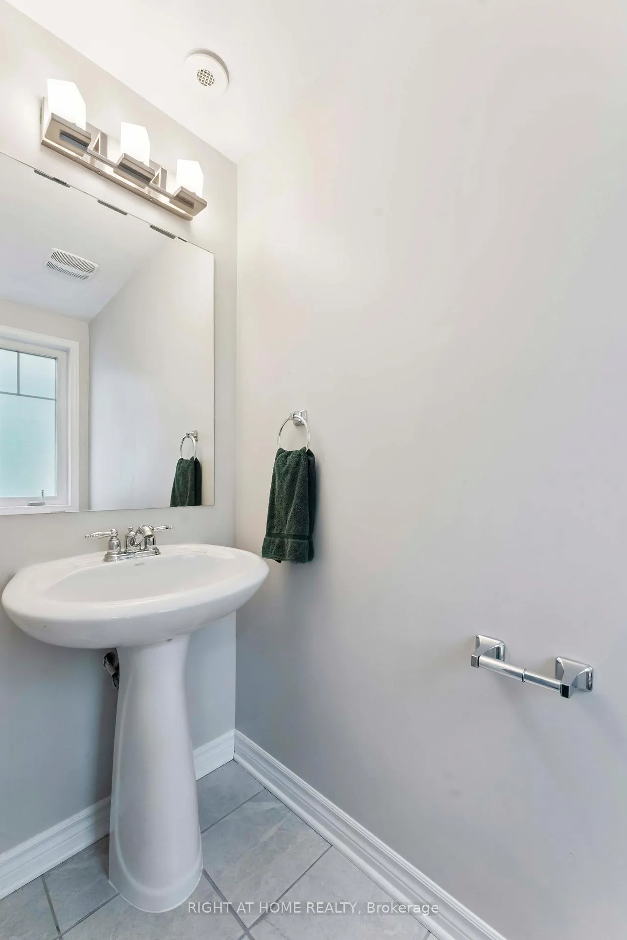 Photo 16 of 1011 Andora Avenue, Ottawa, Barrhaven - Heritage Park — HOMEH