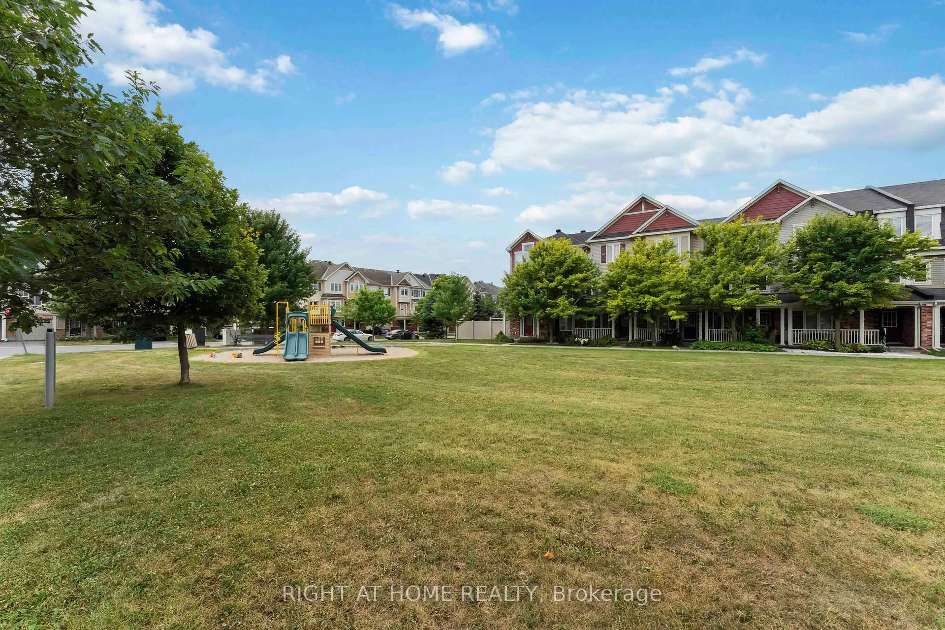 Photo 27 of 1011 Andora Avenue, Ottawa, Barrhaven - Heritage Park — HOMEH