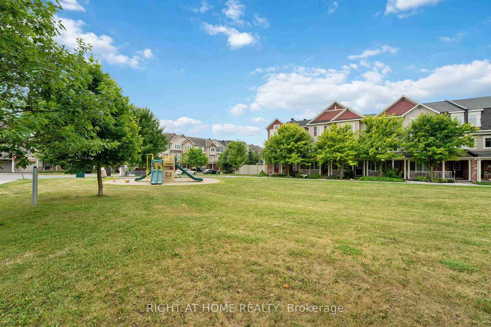 Photo 28 of 1011 Andora Avenue, Ottawa, Barrhaven - Heritage Park — HOMEH