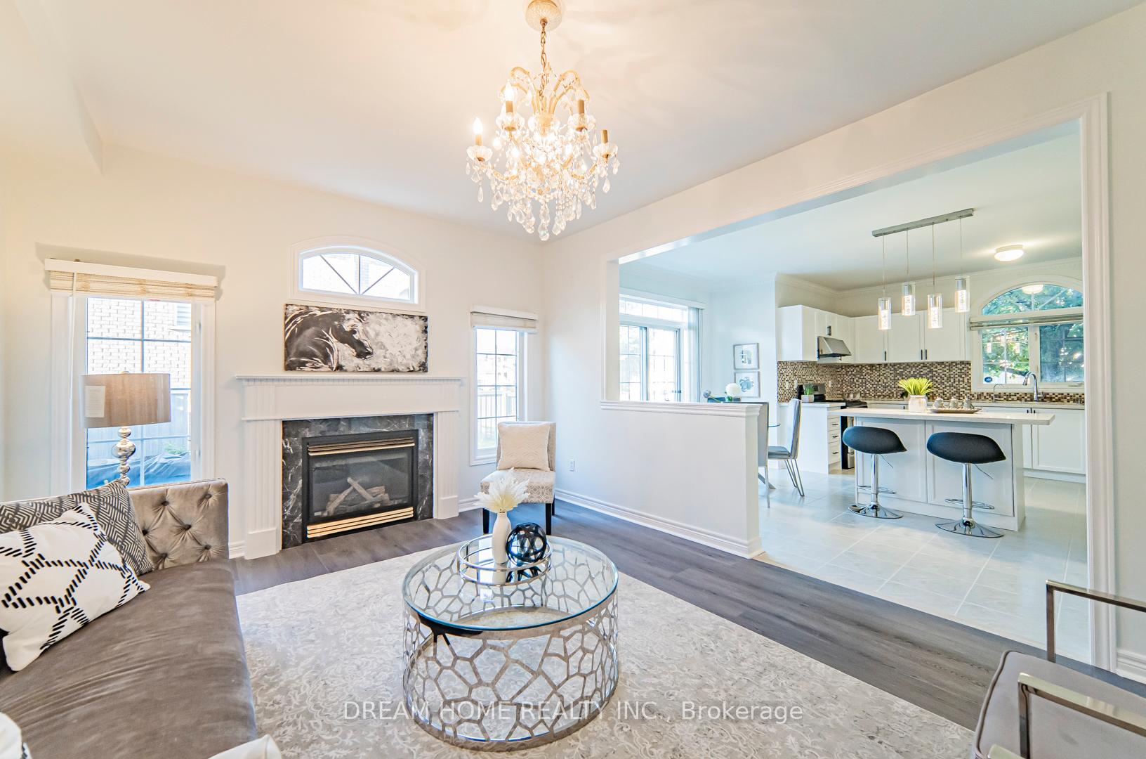 Photo 15 of 460 Sonoma Boulevard, Vaughan, Sonoma Heights — HOMEH